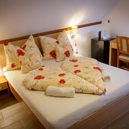Guest house Tulipan Vendeghaz Orvenyes